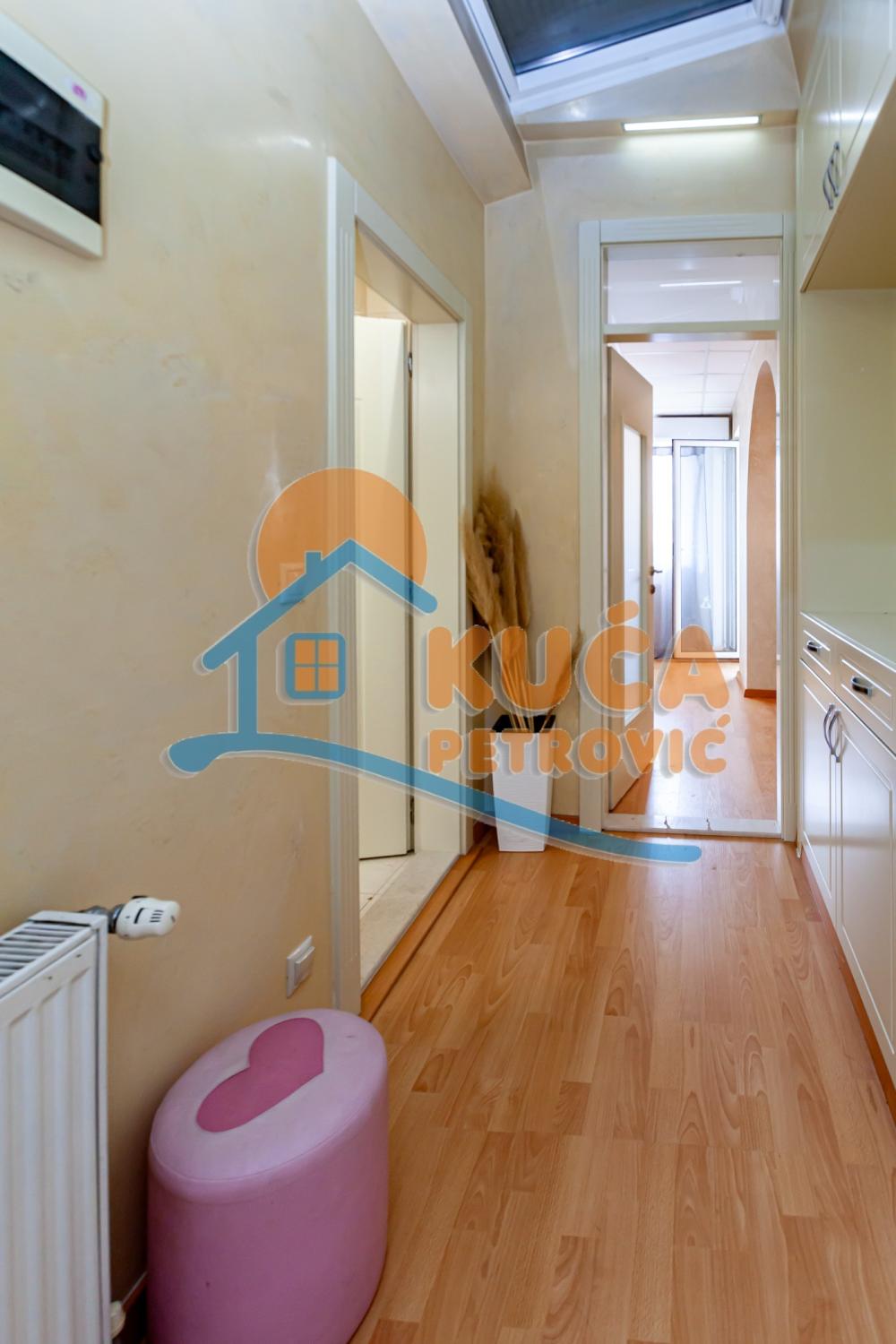 Slika 6 - Stan u zgradi, uknjižen, oglas ID p-015121