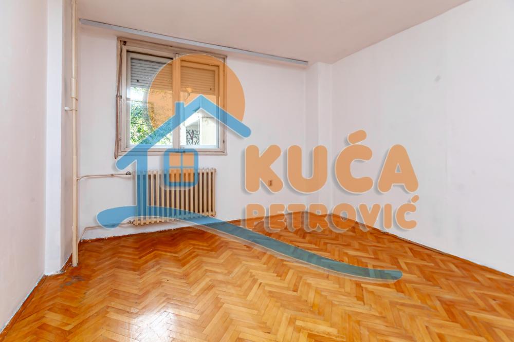 Slika 11 - Stan u zgradi, oglas ID p-015183