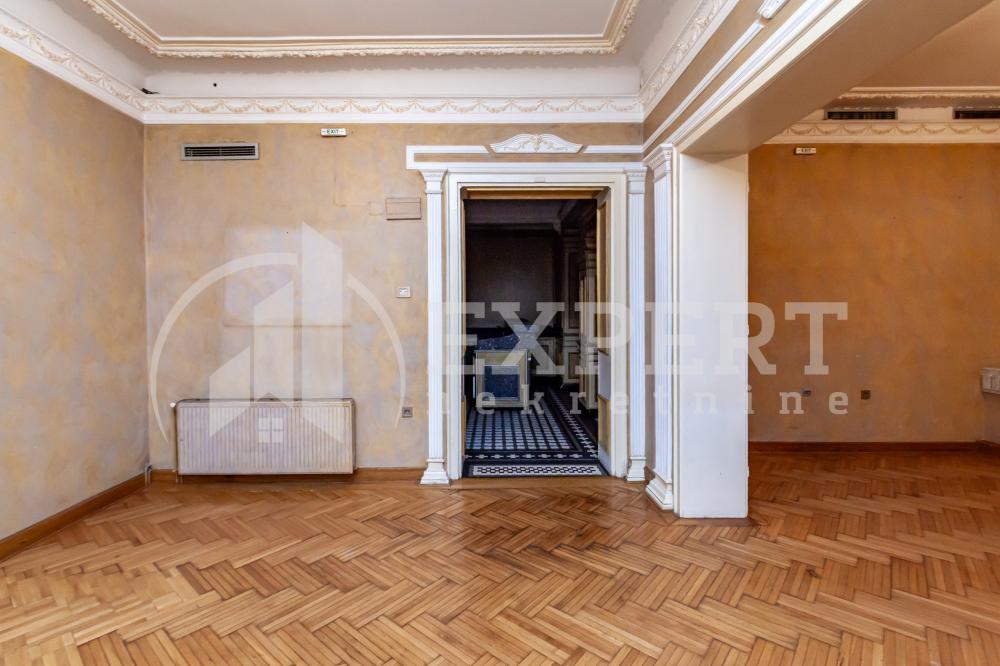 Slika 5 - Stan u zgradi, uknjižen, centralno grejanje, oglas ID p-015155