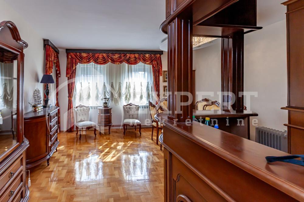 Glavna slika -Stan u zgradi, novogradnja, uknjižen, etažno grejanje, oglas ID p-015150