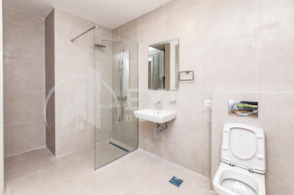 Slika 9 - Stan u zgradi, novogradnja, uknjižen, centralno grejanje, oglas ID p-015140