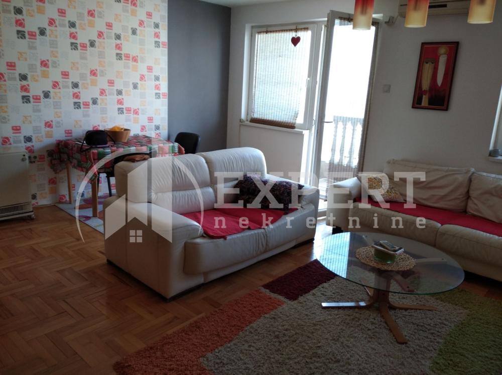 Slika 8 - Stan u zgradi, uknjižen, oglas ID p-05141