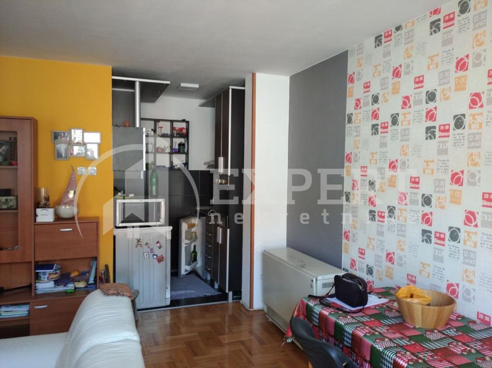 Slika 2 - Stan u zgradi, uknjižen, oglas ID p-05141