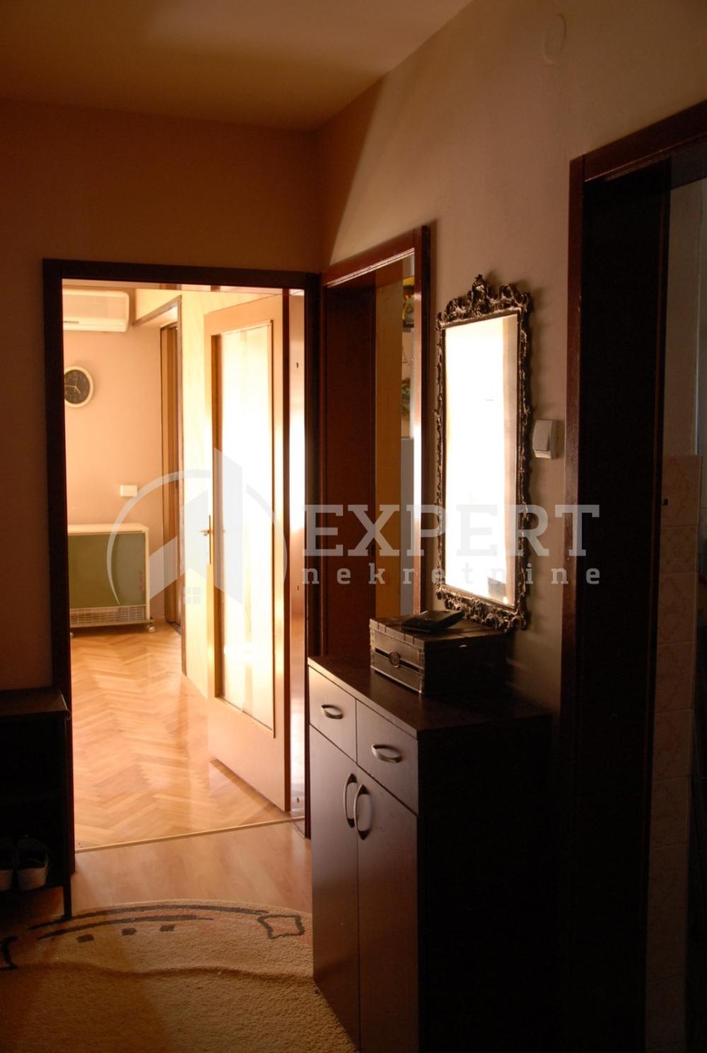 Slika 8 - Stan u zgradi, uknjižen, oglas ID p-015119