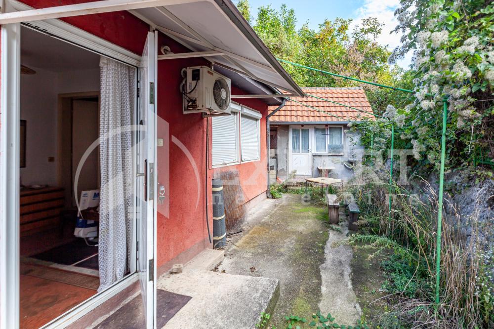 Slika 1 - Stan u zgradi, oglas ID p-015099