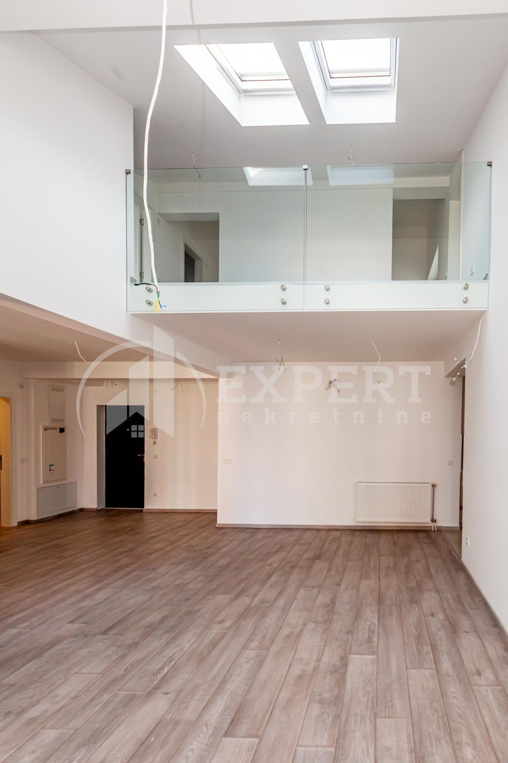 Slika 1 - Stan u zgradi, novogradnja, uknjižen, etažno grejanje, oglas ID p-015080