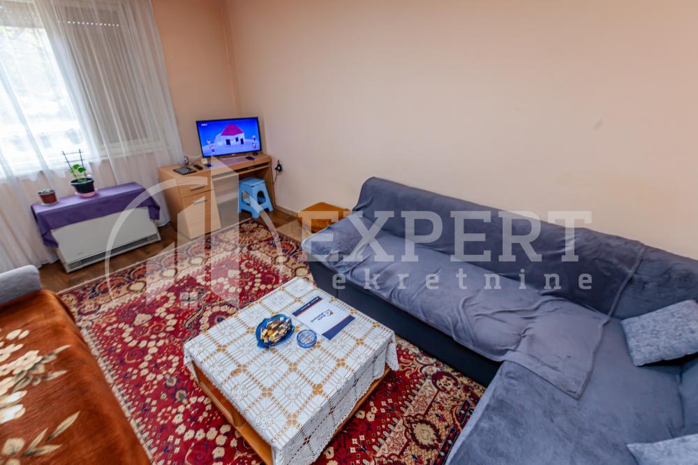 Slika 1 - Stan u zgradi, uknjižen, oglas ID p-015257