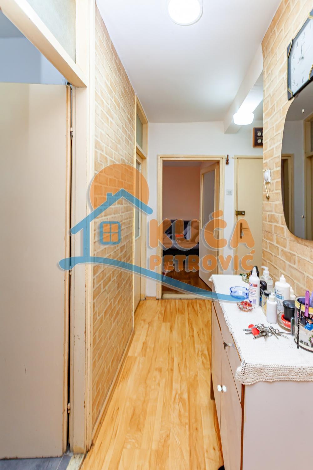 Slika 6 - Stan u zgradi, uknjižen, oglas ID p-015257