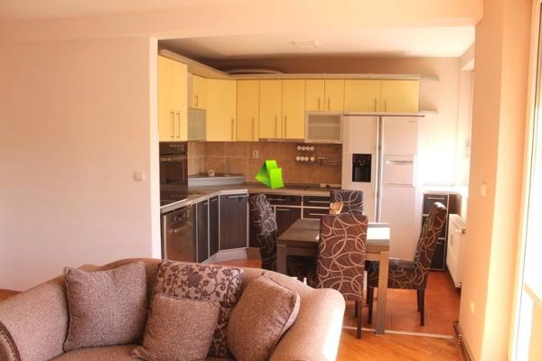 Slika 2 - Odličan troiposoban stan sa stvarima na Bulevaru Nemanjića ID#7400