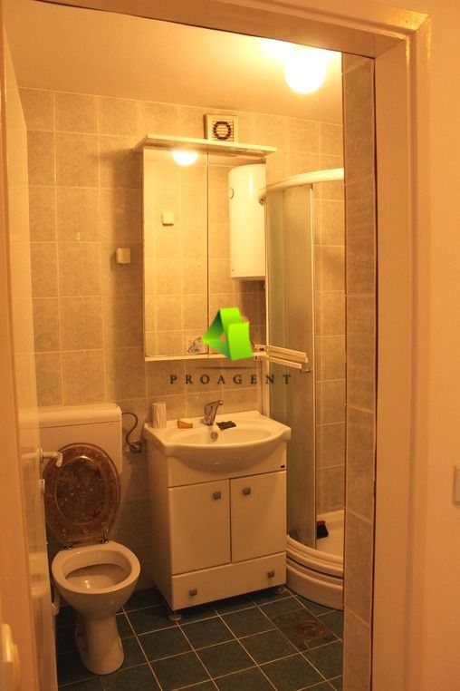 Slika 11 - Odličan troiposoban stan sa stvarima na Bulevaru Nemanjića ID#7400